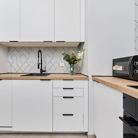 Nowa Manufaktura Apartment Wroclaw Krzyki By Noclegi Renters Экстерьер фото