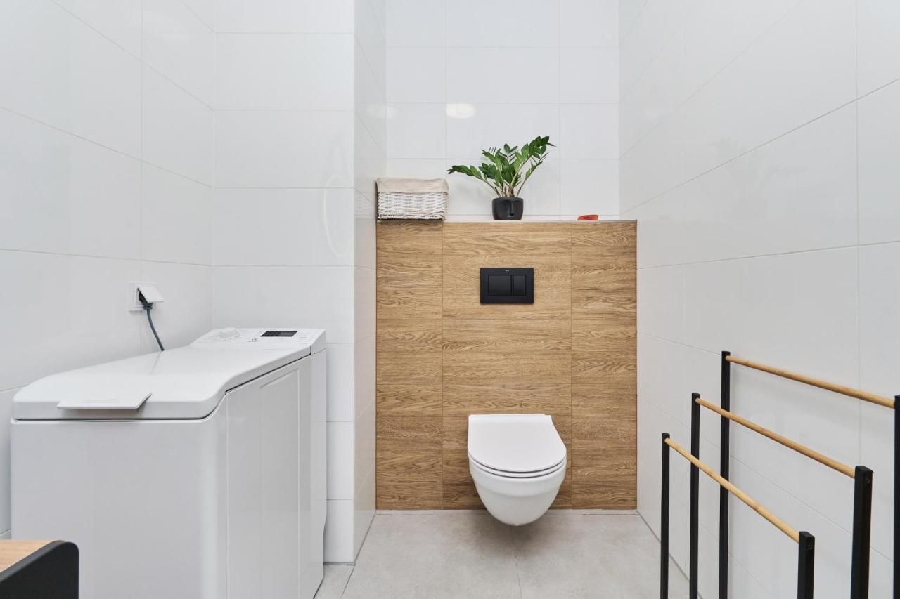 Nowa Manufaktura Apartment Wroclaw Krzyki By Noclegi Renters Экстерьер фото