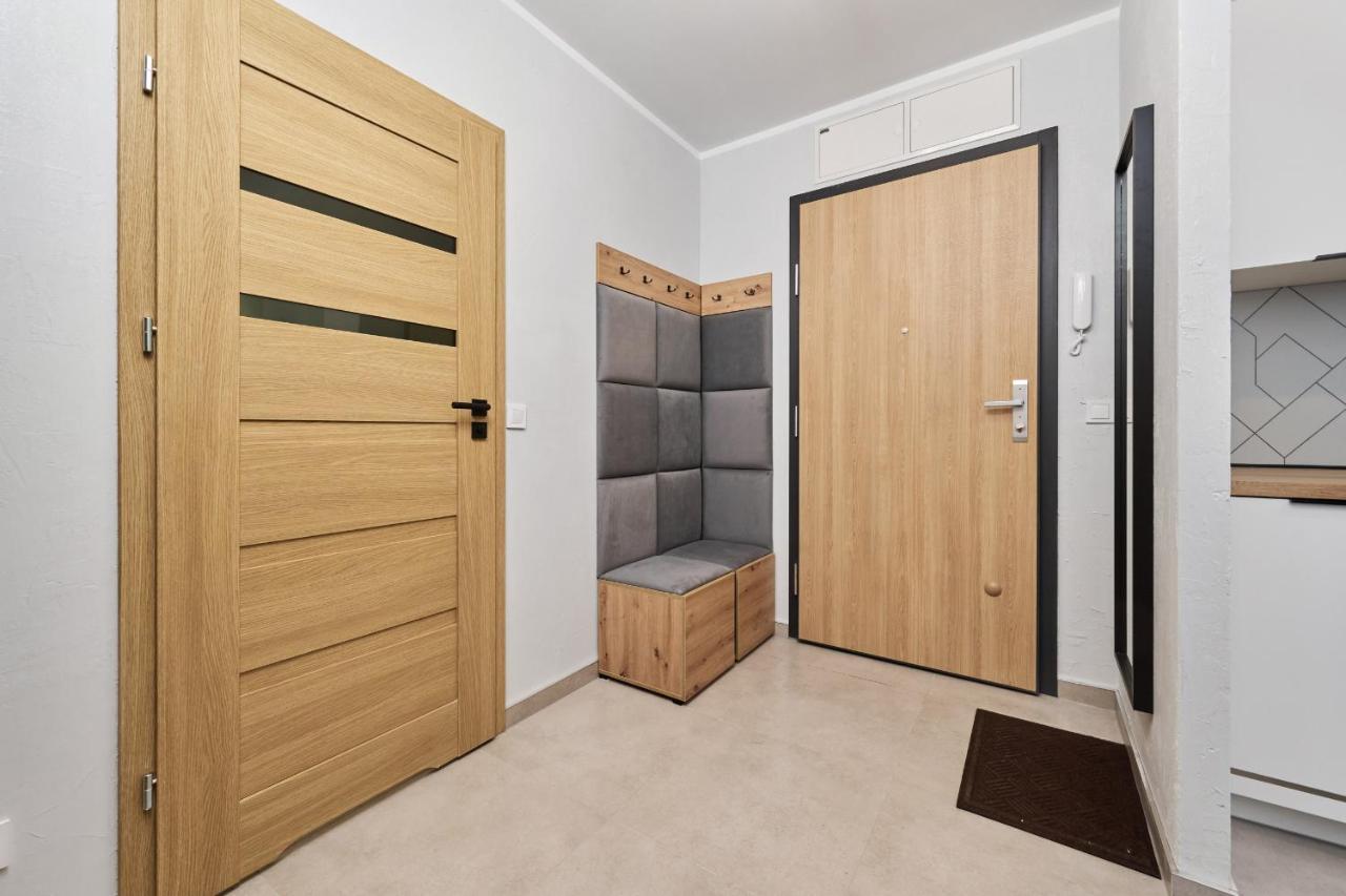 Nowa Manufaktura Apartment Wroclaw Krzyki By Noclegi Renters Экстерьер фото