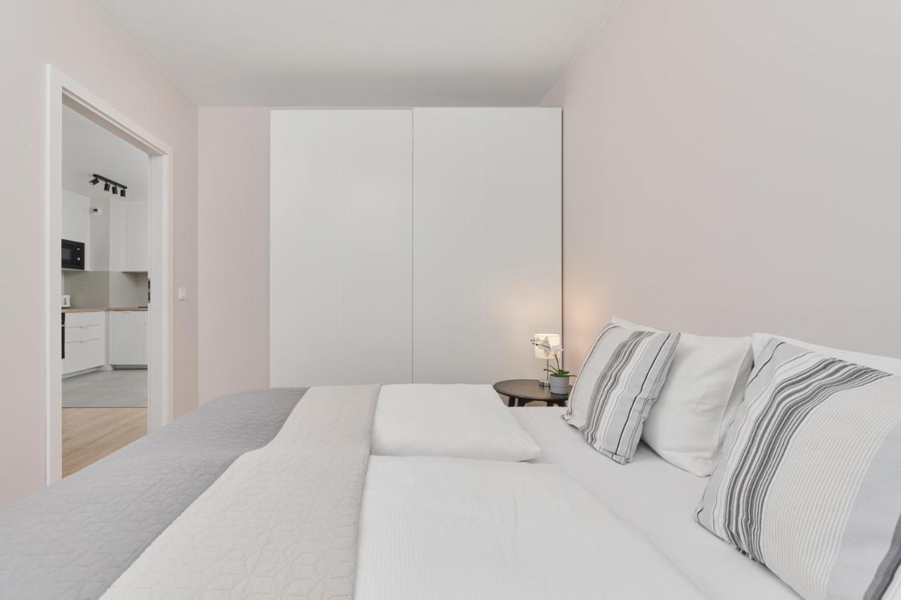 Nowa Manufaktura Apartment Wroclaw Krzyki By Noclegi Renters Экстерьер фото